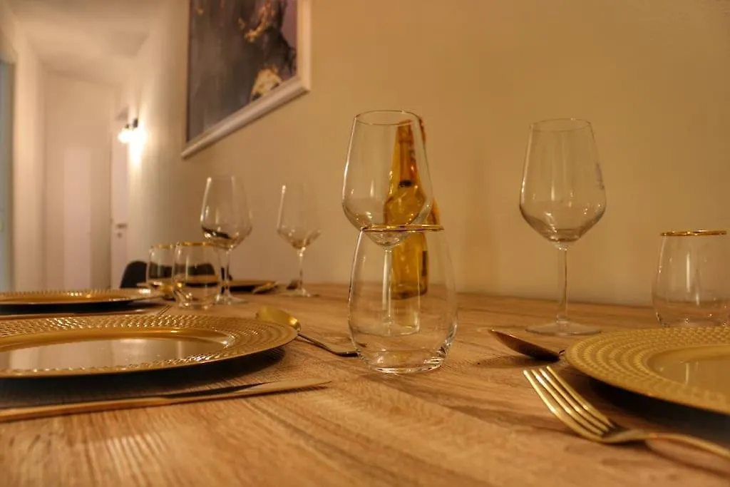 Le Clarisse Pigna Apartment Rome