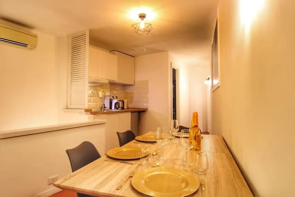 Le Clarisse Pigna Apartment Rome