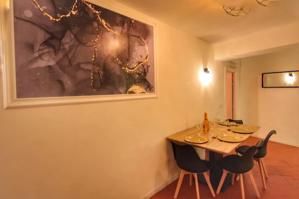 Le Clarisse Pigna Apartment Rome